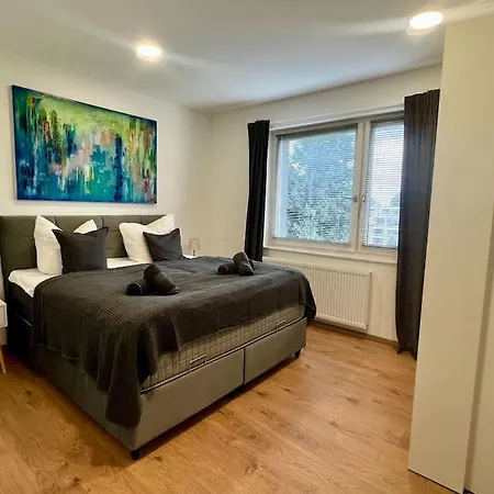 Ruehome Apartment